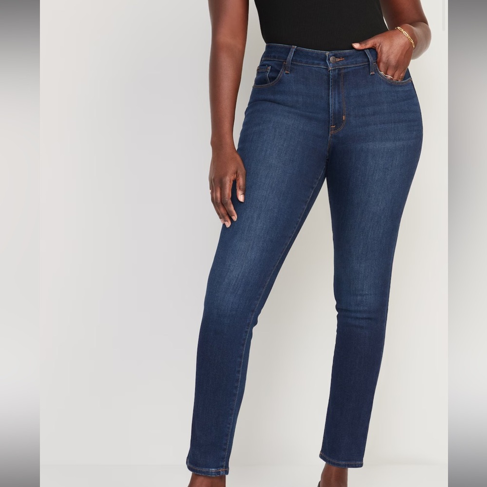 **LIKE NEW** Old Navy Mid Rise Pop Icon Skinny Jeans